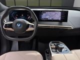 BMW iX bei Gebrauchtwagen.expert - Abbildung (9 / 15)