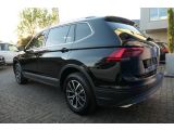 VW Tiguan Allspace bei Gebrauchtwagen.expert - Abbildung (15 / 15)