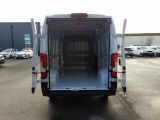 Peugeot Boxer bei Gebrauchtwagen.expert - Abbildung (6 / 12)