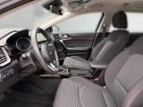 Kia Ceed bei Gebrauchtwagen.expert - Abbildung (9 / 15) Kia Ceed bei Gebrauchtwagen.expert - Abbildung (9 / 15)