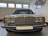 Mercedes-Benz 280 bei Gebrauchtwagen.expert - Abbildung (5 / 15) Mercedes-Benz 280 bei Gebrauchtwagen.expert - Abbildung (5 / 15)