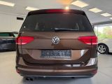 VW Touran bei Gebrauchtwagen.expert - Abbildung (10 / 15)