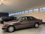 Mercedes-Benz 300 bei Gebrauchtwagen.expert - Abbildung (9 / 15)