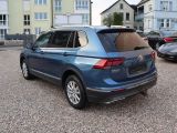 VW Tiguan Allspace bei Gebrauchtwagen.expert - Abbildung (2 / 15)