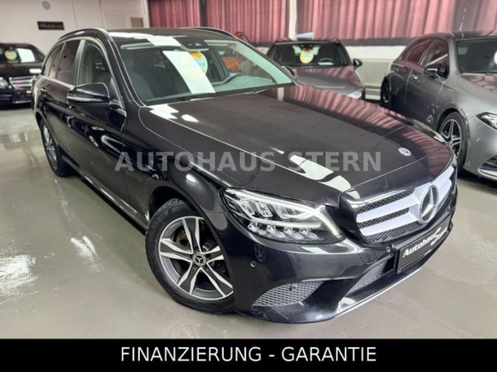Mercedes-Benz C Distronic bei Gebrauchtwagen.expert - Hauptabbildung Mercedes-Benz C Distronic bei Gebrauchtwagen.expert - Hauptabbildung