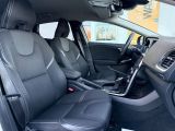 Volvo V40 bei Gebrauchtwagen.expert - Abbildung (14 / 15)