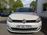VW Golf VII bei Gebrauchtwagen.expert - Abbildung (3 / 15) VW Golf VII bei Gebrauchtwagen.expert - Abbildung (3 / 15)