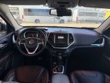 Jeep Cherokee bei Gebrauchtwagen.expert - Abbildung (8 / 15)