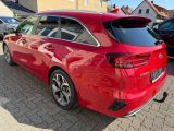 Kia Ceed bei Gebrauchtwagen.expert - Abbildung (4 / 15) Kia Ceed bei Gebrauchtwagen.expert - Abbildung (4 / 15)
