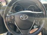 Toyota Auris bei Gebrauchtwagen.expert - Abbildung (9 / 15) Toyota Auris bei Gebrauchtwagen.expert - Abbildung (9 / 15)