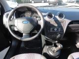 Ford Fusion bei Gebrauchtwagen.expert - Abbildung (9 / 15)