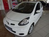 Toyota Aygo bei Gebrauchtwagen.expert - Abbildung (2 / 4)