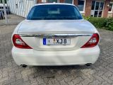 Jaguar XJ8 bei Gebrauchtwagen.expert - Abbildung (5 / 15)