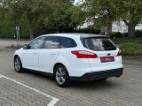 Ford Focus Turnier bei Gebrauchtwagen.expert - Abbildung (7 / 15)