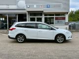 Ford Focus Turnier bei Gebrauchtwagen.expert - Abbildung (4 / 15)