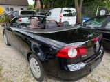 VW Eos bei Gebrauchtwagen.expert - Abbildung (8 / 11)