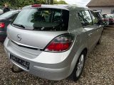 Opel Astra bei Gebrauchtwagen.expert - Abbildung (4 / 6)
