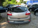 Renault Megane III bei Gebrauchtwagen.expert - Abbildung (5 / 12) Renault Megane III bei Gebrauchtwagen.expert - Abbildung (5 / 12)