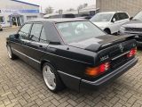 Mercedes-Benz 190 bei Gebrauchtwagen.expert - Abbildung (3 / 15) Mercedes-Benz 190 bei Gebrauchtwagen.expert - Abbildung (3 / 15)