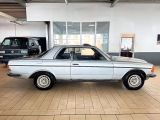 Mercedes-Benz 230 bei Gebrauchtwagen.expert - Abbildung (8 / 10)