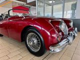 Jaguar XK bei Gebrauchtwagen.expert - Abbildung (6 / 10)