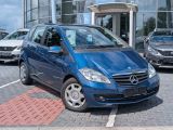 Mercedes-Benz A-Klasse bei Gebrauchtwagen.expert - Abbildung (3 / 15) Mercedes-Benz A-Klasse bei Gebrauchtwagen.expert - Abbildung (3 / 15)