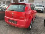 Fiat Grande Punto bei Gebrauchtwagen.expert - Abbildung (3 / 13)