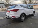 Hyundai Santa Fe bei Gebrauchtwagen.expert - Abbildung (3 / 15)