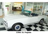 Mercedes-Benz 230 bei Gebrauchtwagen.expert - Abbildung (11 / 15)