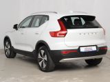 Volvo XC40 bei Gebrauchtwagen.expert - Abbildung (4 / 15)