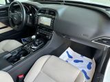 Jaguar XE bei Gebrauchtwagen.expert - Abbildung (9 / 15)