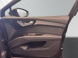 Audi e-tron bei Gebrauchtwagen.expert - Abbildung (10 / 13)