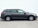 VW Passat bei Gebrauchtwagen.expert - Abbildung (4 / 15)
