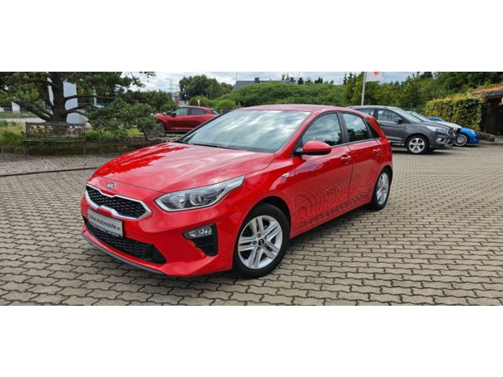 Kia Ceed bei Gebrauchtwagen.expert - Hauptabbildung Kia Ceed bei Gebrauchtwagen.expert - Hauptabbildung