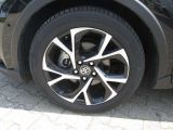 Toyota C-HR bei Gebrauchtwagen.expert - Abbildung (11 / 15)