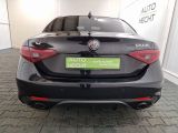 Alfa Romeo Giulia bei Gebrauchtwagen.expert - Abbildung (6 / 15)
