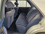 Mercedes-Benz 260 bei Gebrauchtwagen.expert - Abbildung (10 / 15)