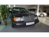 Mercedes-Benz E 260 OLDTIMER bei Gebrauchtwagen.expert - Abbildung (7 / 10) Mercedes-Benz E 260 OLDTIMER bei Gebrauchtwagen.expert - Abbildung (7 / 10)