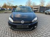 VW Golf bei Gebrauchtwagen.expert - Abbildung (2 / 14)