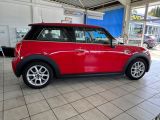 Mini One bei Gebrauchtwagen.expert - Abbildung (6 / 15)