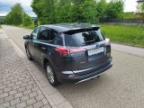 Toyota RAV 4 bei Gebrauchtwagen.expert - Abbildung (6 / 15)