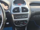 Peugeot 206 bei Gebrauchtwagen.expert - Abbildung (9 / 10)