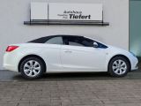 Opel Cascada bei Gebrauchtwagen.expert - Abbildung (6 / 15)