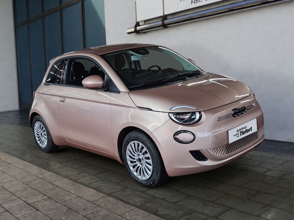 Fiat 500 bei Gebrauchtwagen.expert - Hauptabbildung Fiat 500 bei Gebrauchtwagen.expert - Hauptabbildung