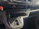 Opel Vivaro bei Gebrauchtwagen.expert - Abbildung (11 / 15) Opel Vivaro bei Gebrauchtwagen.expert - Abbildung (11 / 15)