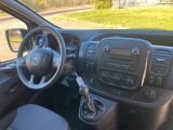 Opel Vivaro bei Gebrauchtwagen.expert - Abbildung (14 / 15)