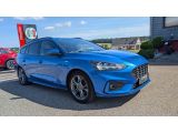 Ford Focus Turnier bei Gebrauchtwagen.expert - Abbildung (8 / 15) Ford Focus Turnier bei Gebrauchtwagen.expert - Abbildung (8 / 15)