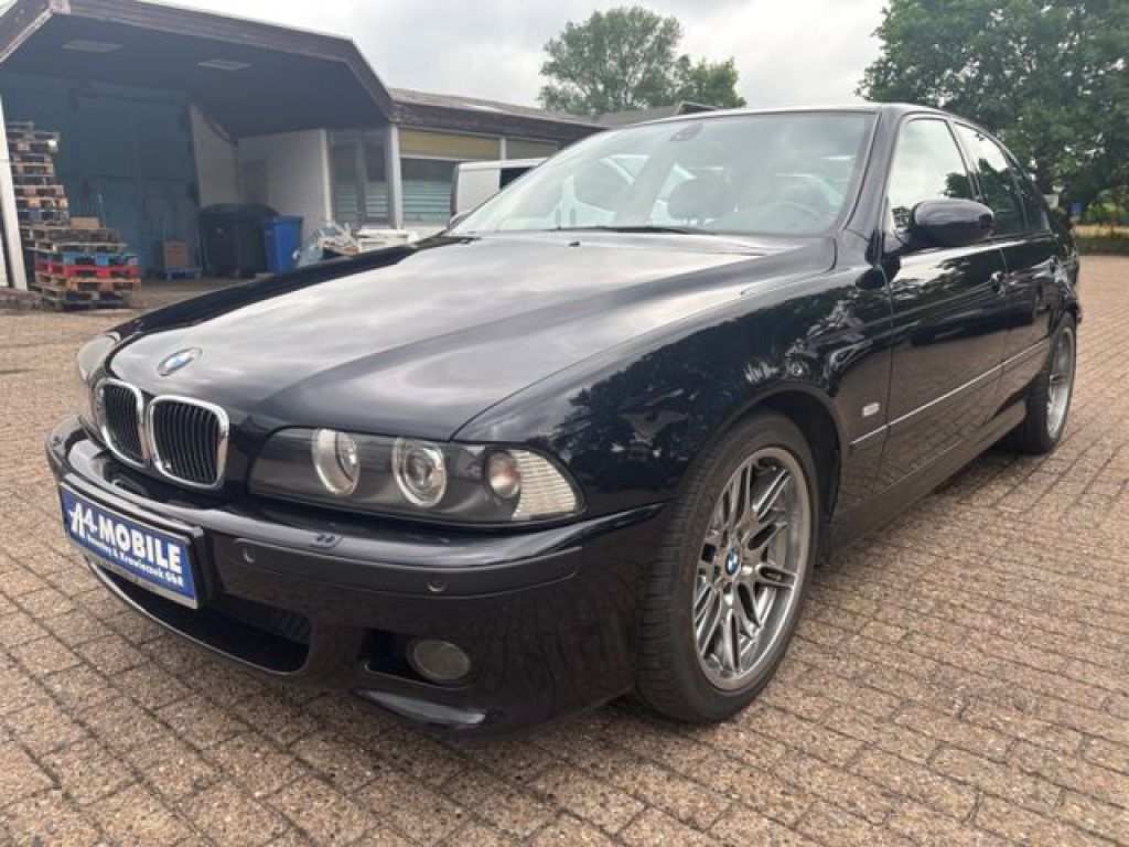BMW M5 bei Gebrauchtwagen.expert - Hauptabbildung BMW M5 bei Gebrauchtwagen.expert - Hauptabbildung