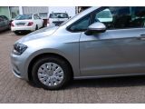 VW Golf Sportsvan bei Gebrauchtwagen.expert - Abbildung (14 / 15)
