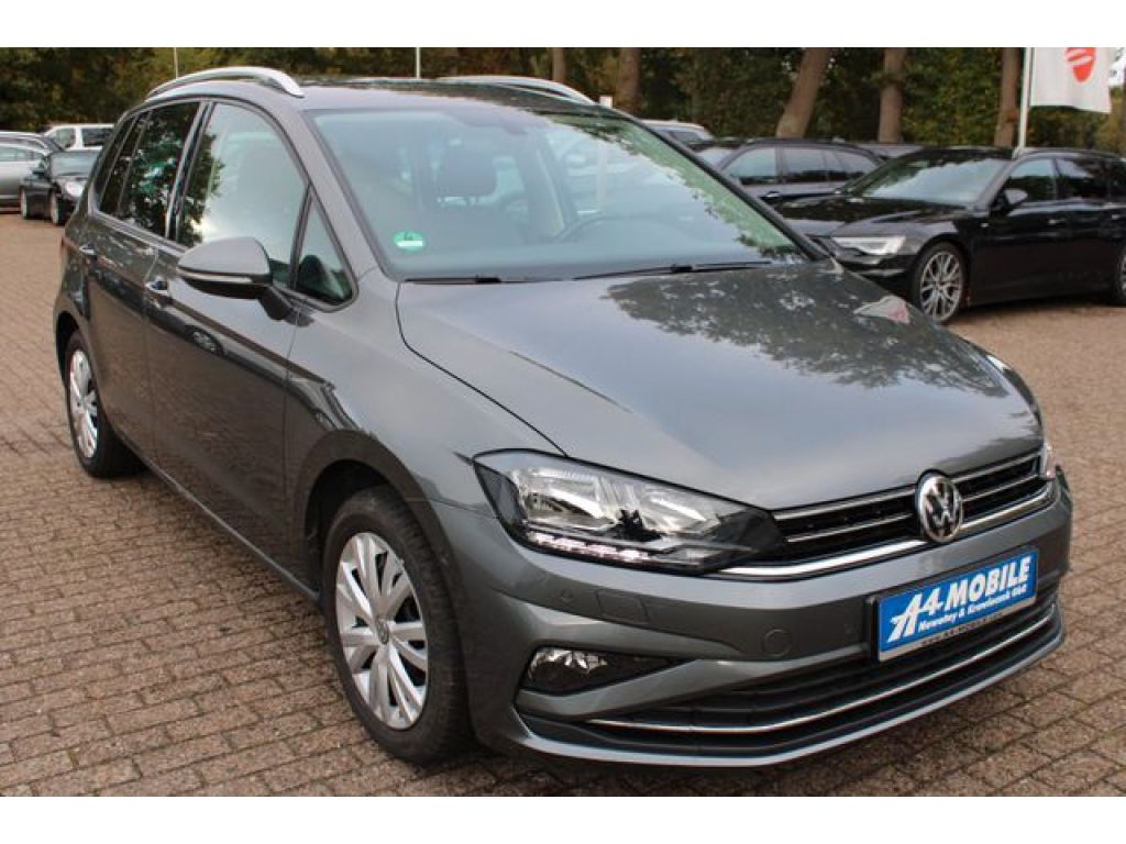 VW Golf Sportsvan bei Gebrauchtwagen.expert - Hauptabbildung VW Golf Sportsvan bei Gebrauchtwagen.expert - Hauptabbildung